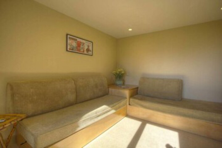 Room 42 of 92
