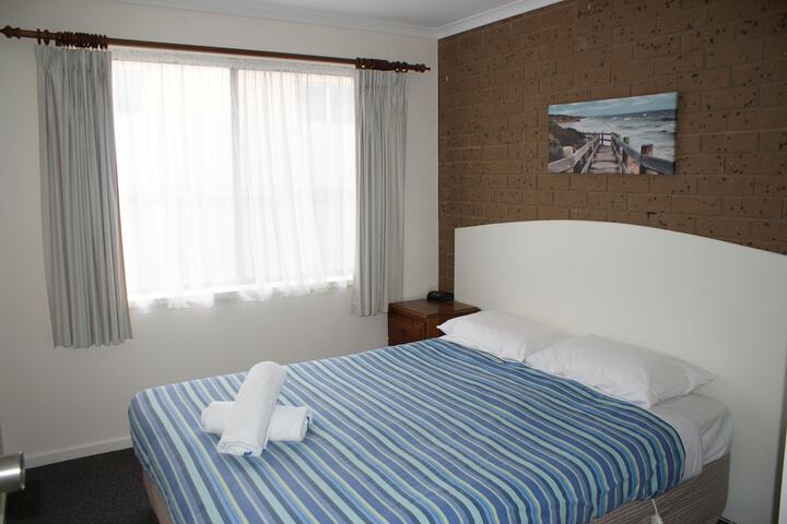 Room 16 of 116