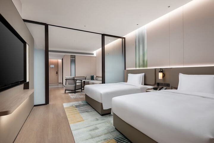 Room 50 of 88