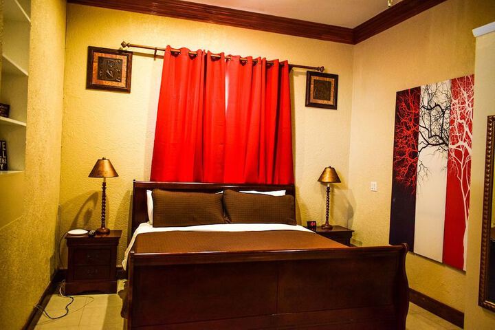 Room 9 of 52