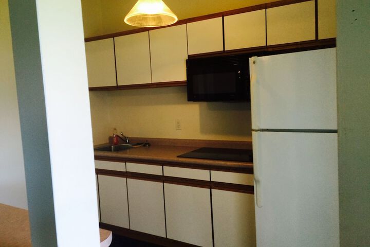 Room 12 of 26