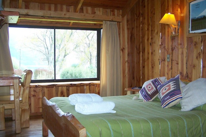 Room 5 of 19