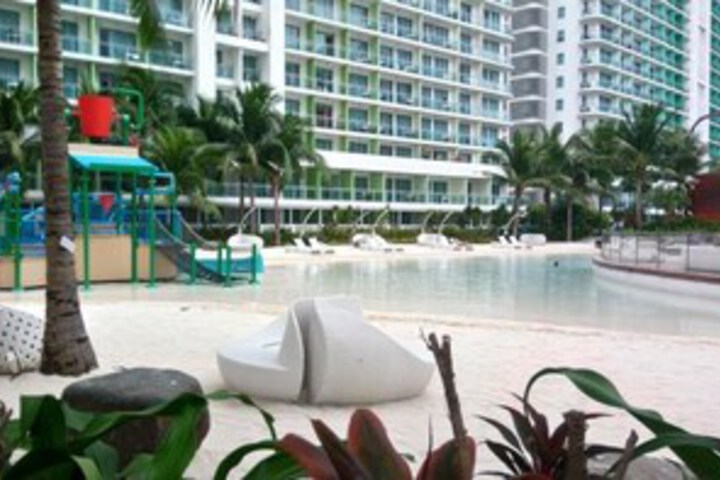 Pool 20 of 37