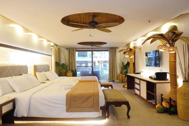 Room 47 of 132