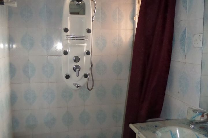 Room 21 of 26