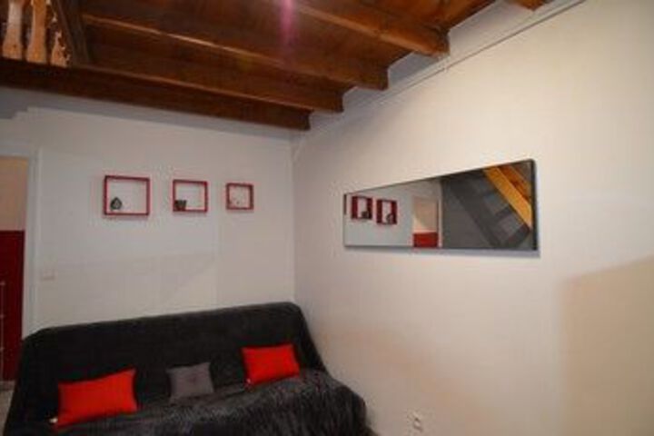 Room 19 of 19