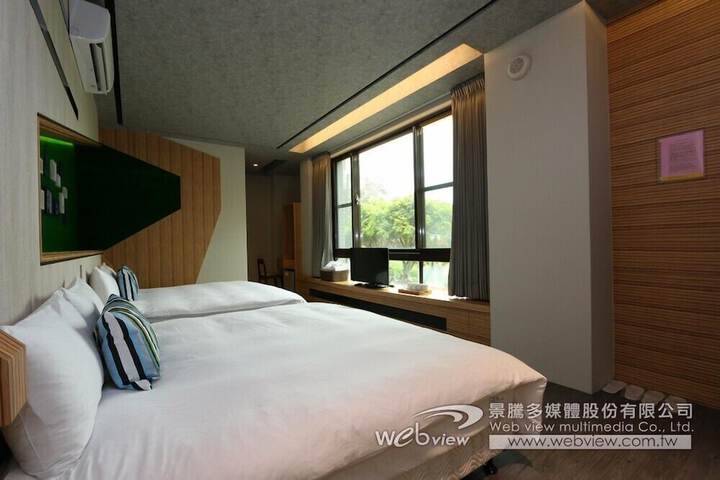 Room 36 of 55