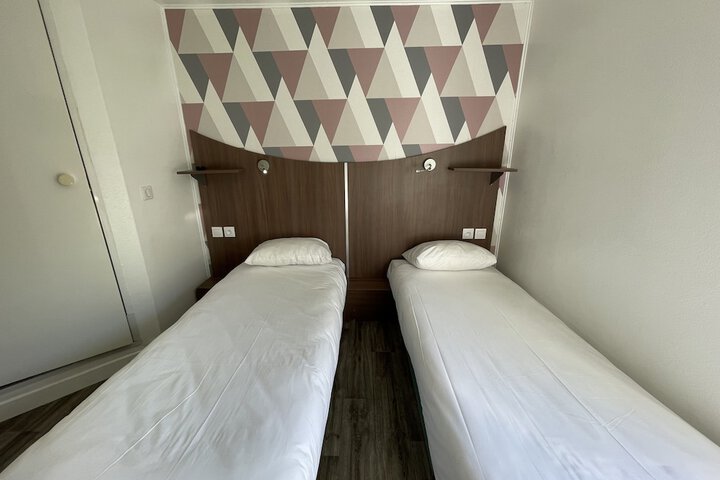 Room 15 of 51