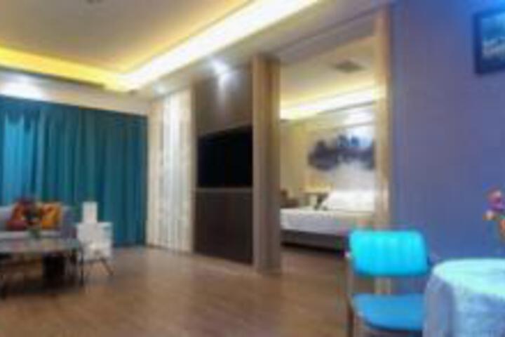 Herun Hotel (Phoenix City Grape Valley Branch)