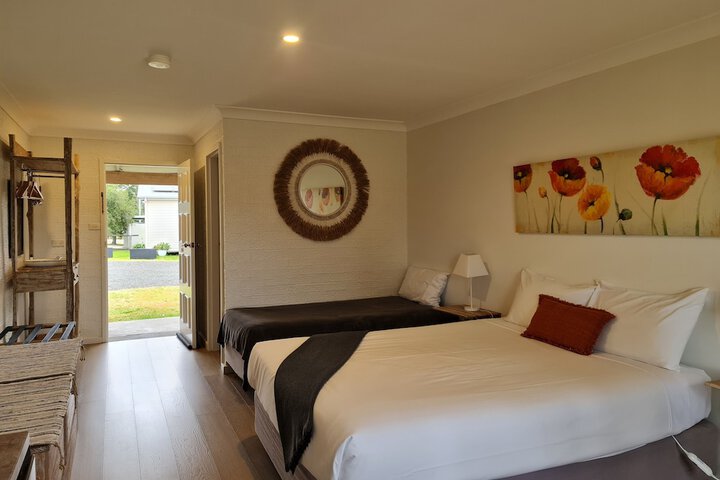 Room 10 of 22