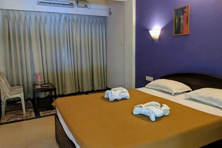 Room 15 of 29