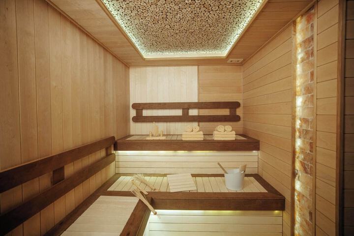 Spa 44 of 61