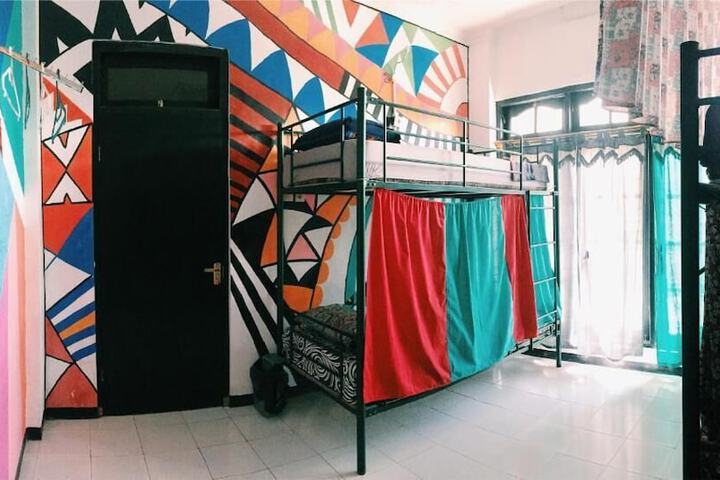 Room 6 of 23