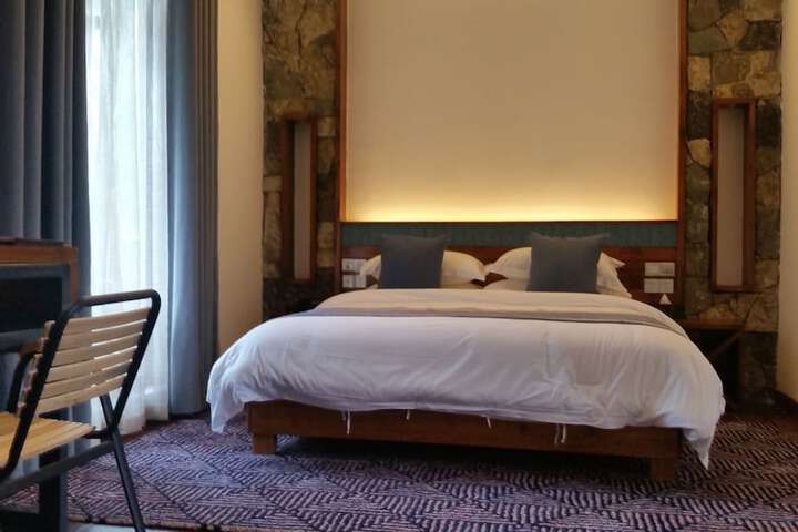 Room 49 of 111