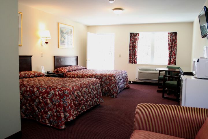 Room 11 of 106