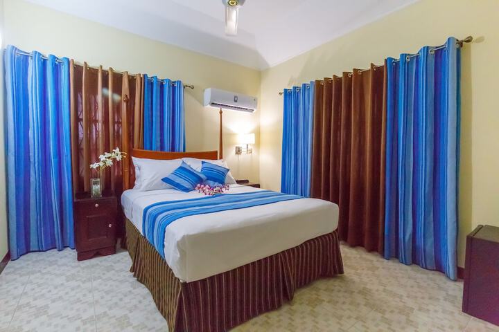 Room 9 of 39