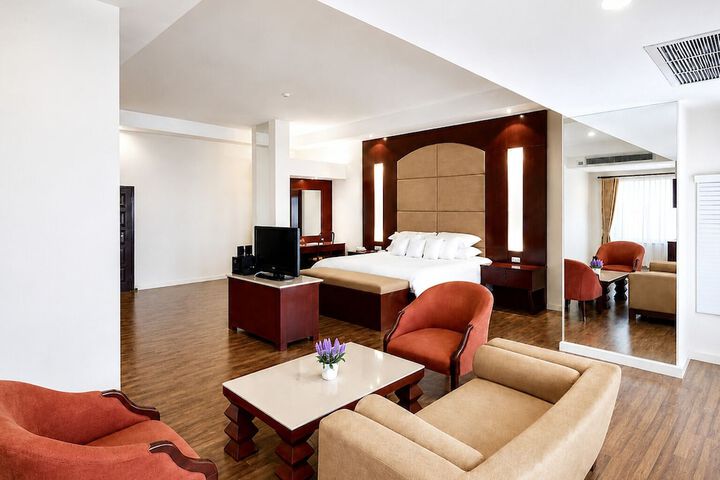 Room 54 of 84