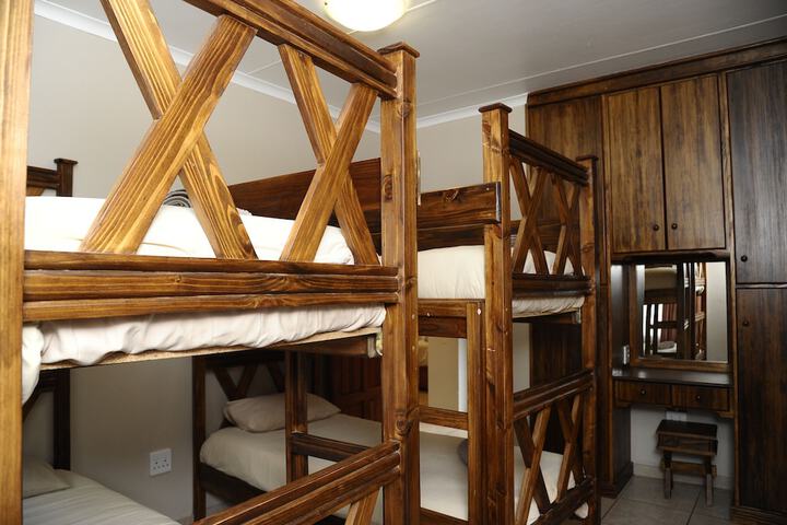 Room 7 of 267