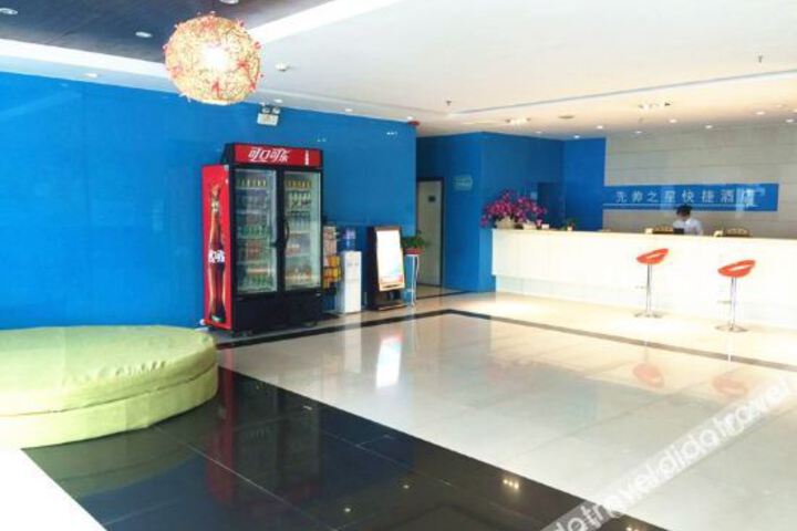 Hotel Interior 10 of 22