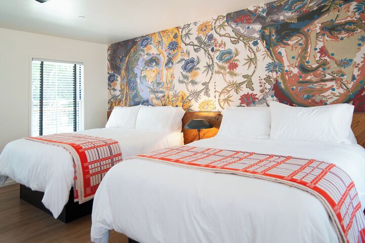 Room 4 of 58
