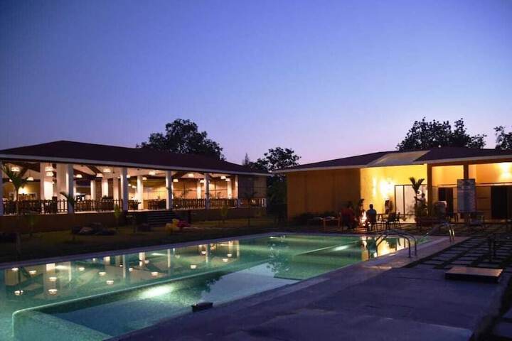 Pool 9 of 22