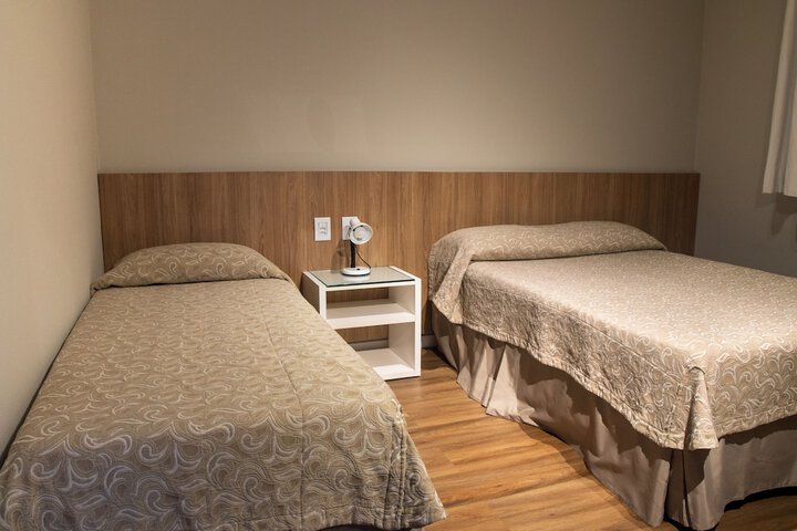 Room 6 of 38