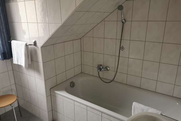 Room 17 of 26