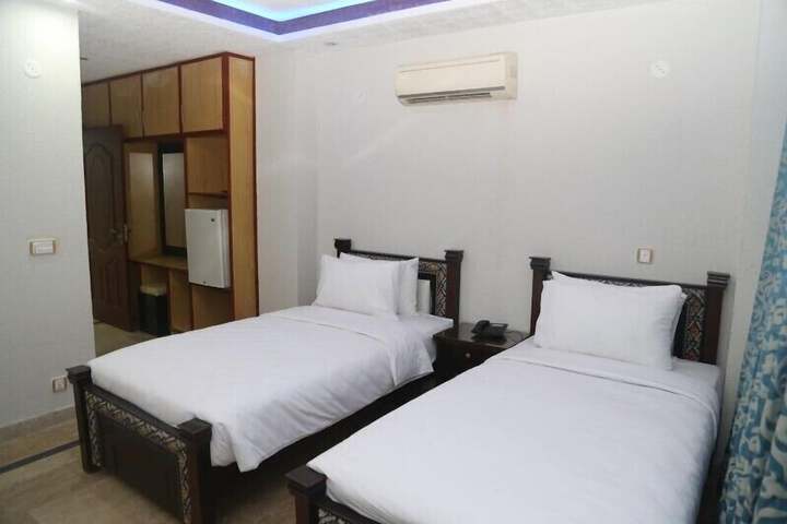 Room 7 of 23