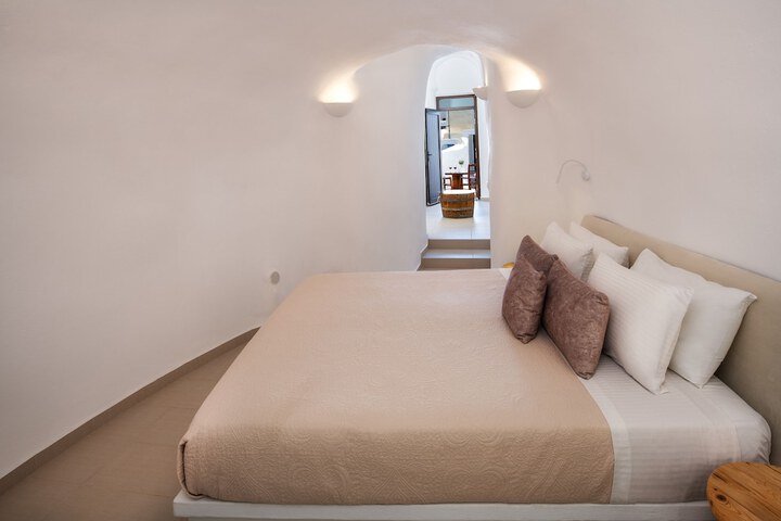 Room 6 of 39