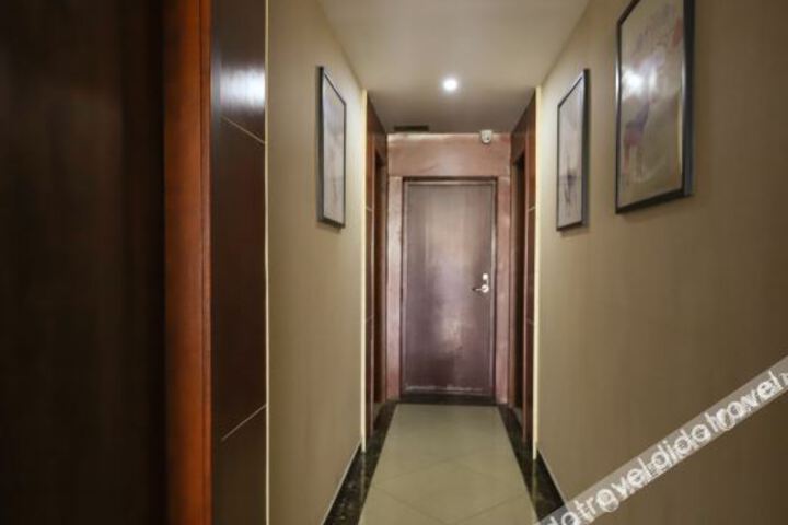 Hotel Interior 15 of 27