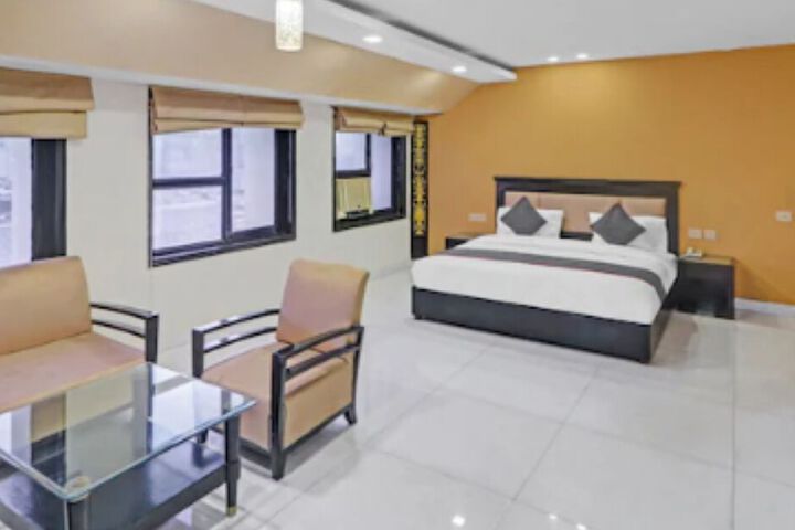 Room 14 of 17
