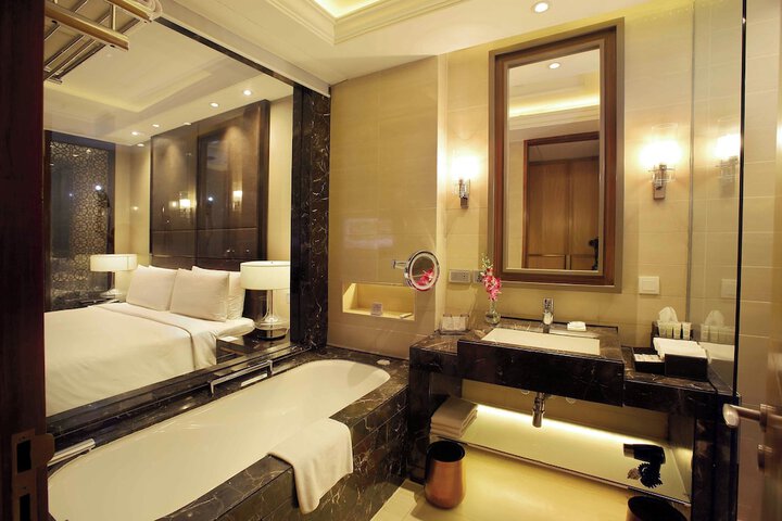 Room 20 of 60