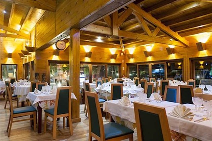 Dining 64 of 106