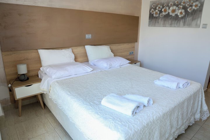 Room 14 of 51