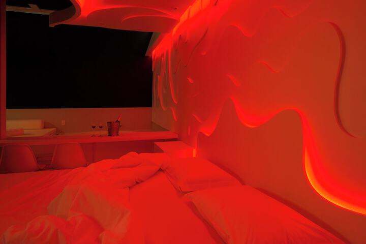 Room 23 of 57