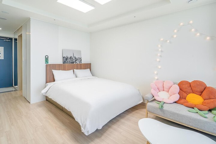 Room 547 of 640