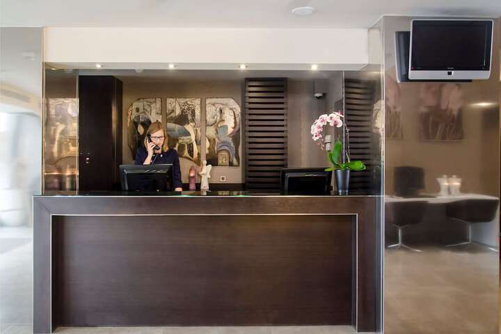 Hotel Interior 4 of 45