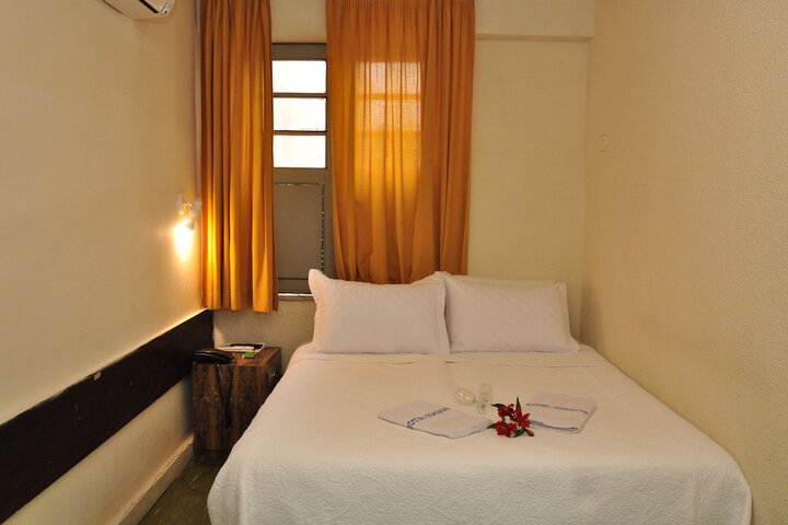 Room 9 of 47
