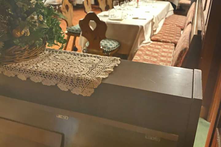 Dining 123 of 161
