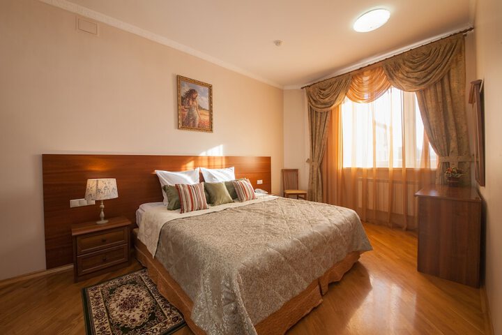 Room 10 of 58