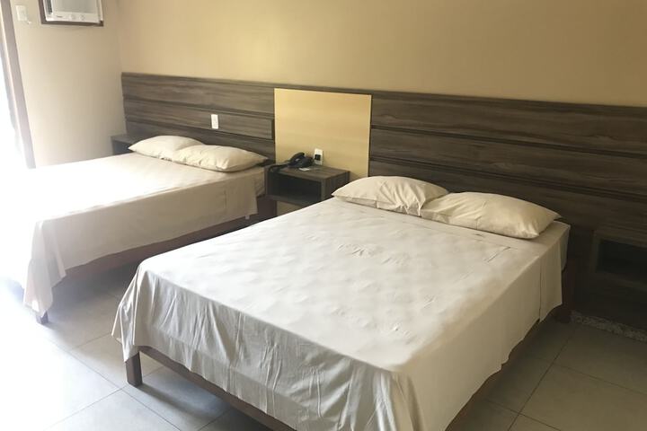 Room 5 of 7