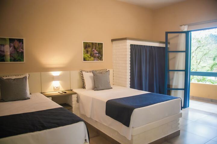Room 10 of 129