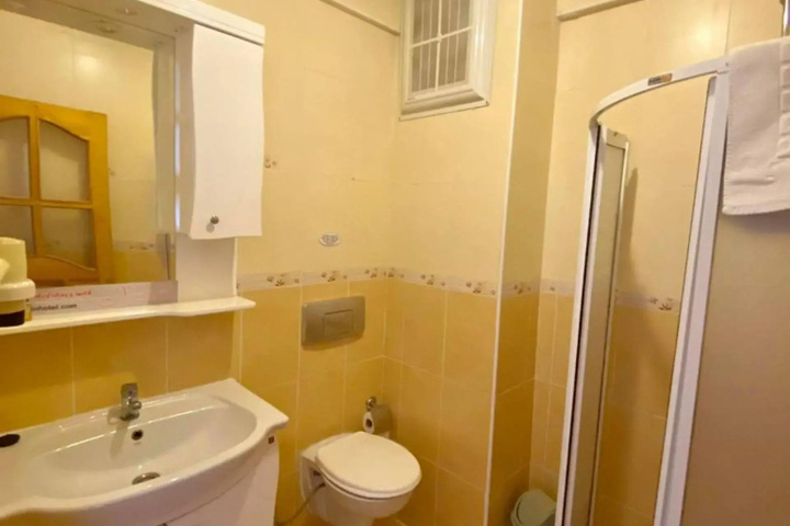 Room 7 of 21