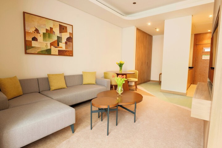 Room 41 of 66