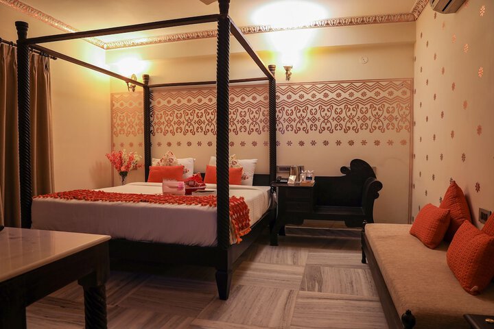 Room 26 of 59