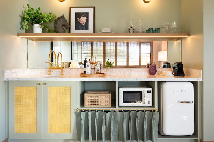 Private kitchenette