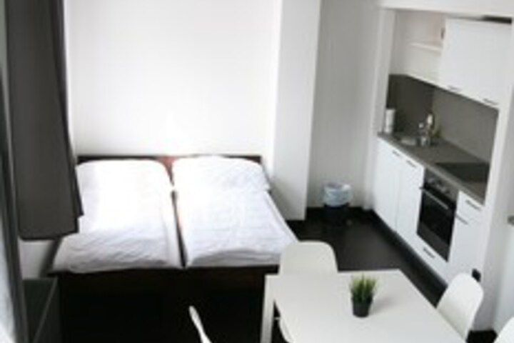 Room 126 of 275