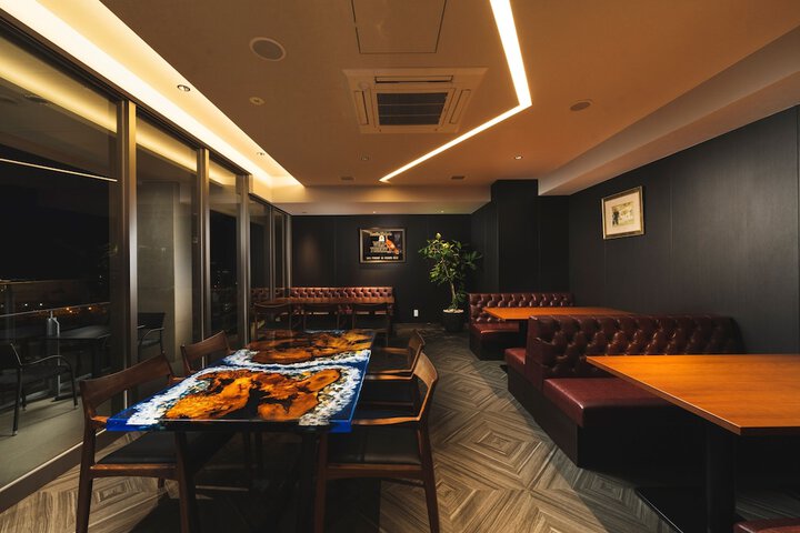 Lounge 125 of 138