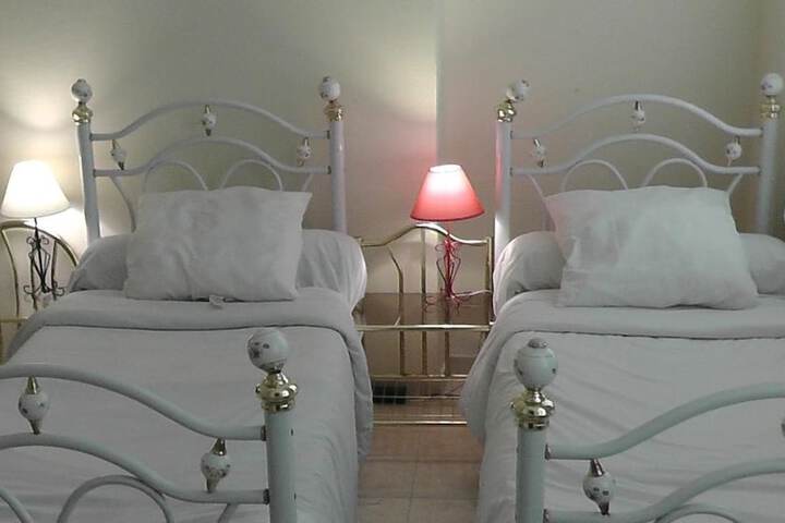 Room 7 of 7