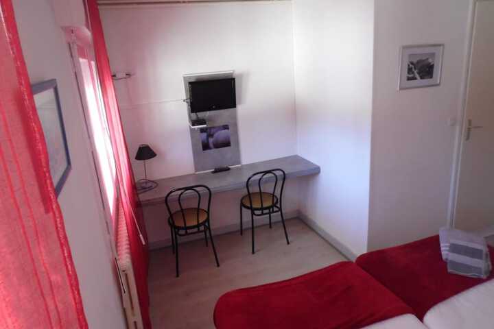 Room 11 of 47